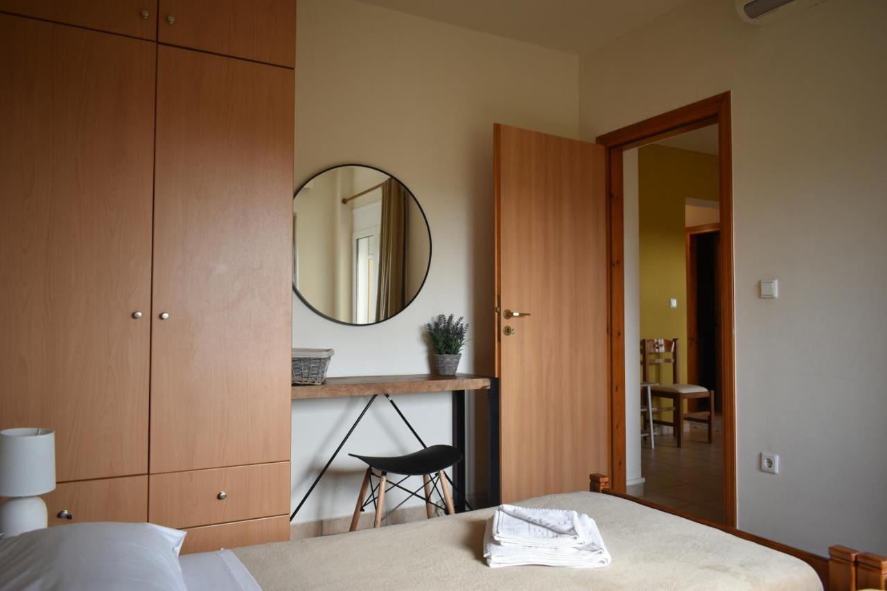 Mini Art Apartments Gerani  Eksteriør billede